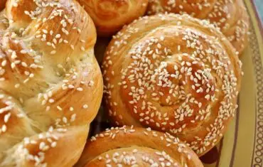 Armenian Easter Bread