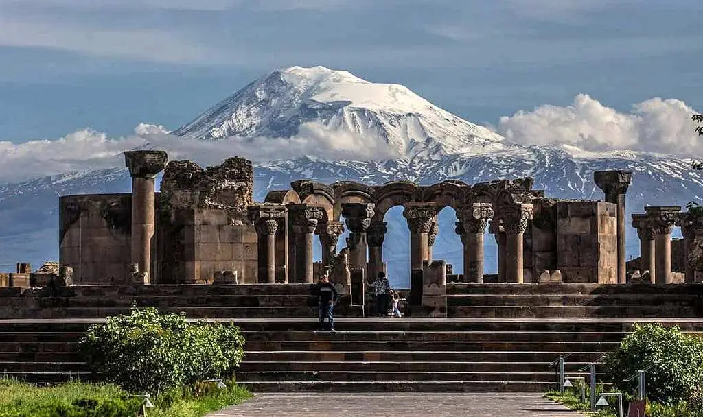 zvartnots cathedral in Armenia